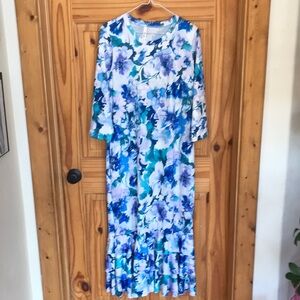 BOGO Floral Maxi Dress Blue Teal lavender medium small ruffle bottom 3/4 sleeve
